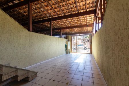 Casa à venda com 115m², 3 quartos e 2 vagasGaragem