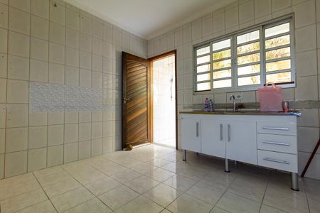 Casa à venda com 115m², 3 quartos e 2 vagasCozinha