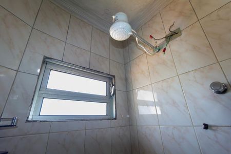 Casa à venda com 115m², 3 quartos e 2 vagasBanheiro 2