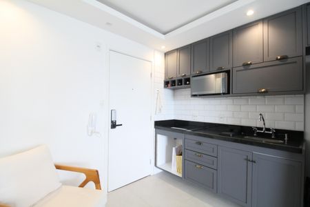 Sala/Cozinha de apartamento para alugar com 1 quarto, 39m² em Panamby, São Paulo