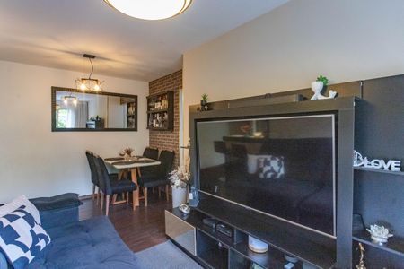 Sala  de apartamento à venda com 3 quartos, 67m² em Conjunto Residencial Ingai, São Paulo