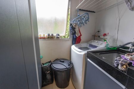 Apartamento à venda com 67m², 3 quartos e 1 vagaÁrea de serviço 