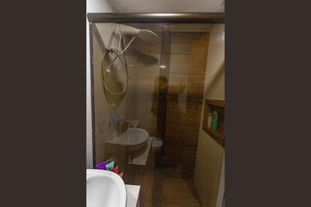 Apartamento à venda com 67m², 3 quartos e 1 vagaBanheiro social 