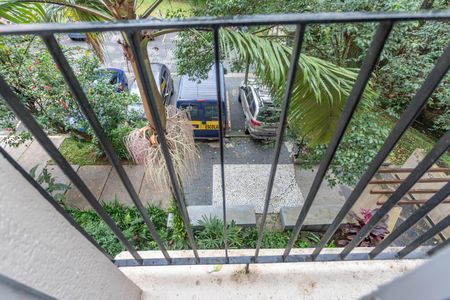 Vista da sala  de apartamento à venda com 3 quartos, 67m² em Conjunto Residencial Ingai, São Paulo