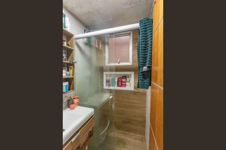 Apartamento à venda com 67m², 3 quartos e 1 vagaBanheiro da suíte 