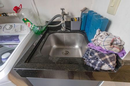 Apartamento à venda com 67m², 3 quartos e 1 vagaÁrea de serviço 