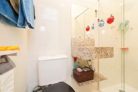 Casa à venda com 119m², 2 quartos e 2 vagasBanheiro da Suíte 2