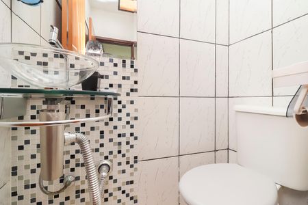 Casa à venda com 119m², 2 quartos e 2 vagasLavabo