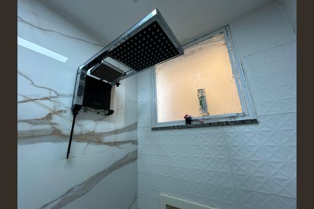 Apartamento para alugar com 48m², 2 quartos e 1 vagaBanheiro - Chuveiro