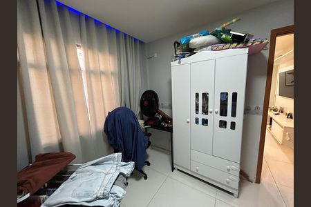 Quarto 1 de apartamento para alugar com 2 quartos, 48m² em Anchieta, Nilópolis