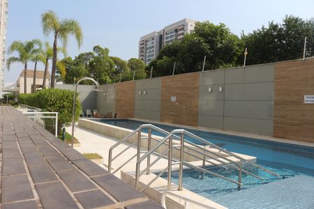 Apartamento à venda com 90m², 2 quartos e 2 vagasÁrea comum - Piscina