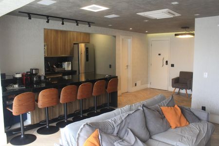 Apartamento à venda com 90m², 2 quartos e 2 vagasSala
