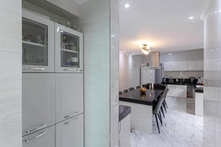 Casa à venda com 150m², 5 quartos e 2 vagasCozinha