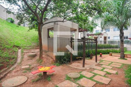 Apartamento para alugar com 42m², 2 quartos e sem vaga