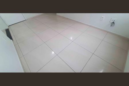Apartamento para alugar com 42m², 2 quartos e sem vaga