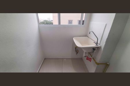 Apartamento para alugar com 42m², 2 quartos e sem vaga