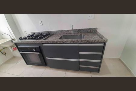 Apartamento para alugar com 42m², 2 quartos e sem vaga