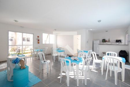 Apartamento para alugar com 42m², 2 quartos e sem vaga Apartamento para alugar com 42m², 2 quartos e sem vagaÁrea comum - Salão de festas