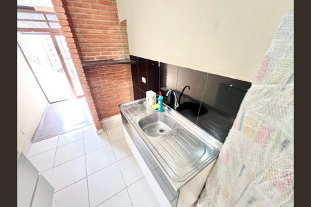 Casa para alugar com 28m², 1 quarto e sem vaga Casa para alugar com 28m², 1 quarto e sem vagaCozinha