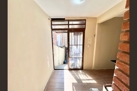 Casa para alugar com 28m², 1 quarto e sem vaga Casa para alugar com 28m², 1 quarto e sem vagaCopa/Cozinha