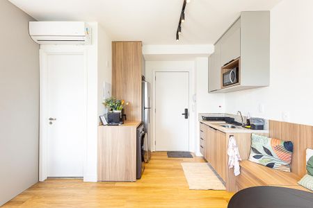 Studio para alugar com 24m², 1 quarto e sem vaga Studio para alugar com 24m², 1 quarto e sem vagaStudio