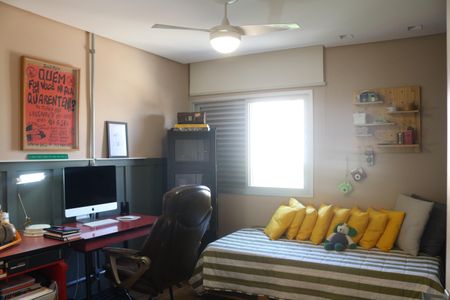 Apartamento para alugar com 107m², 3 quartos e 1 vagaQuarto 1