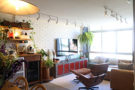 Apartamento para alugar com 107m², 3 quartos e 1 vagaSala