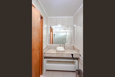 Apartamento para alugar com 80m², 2 quartos e sem vagaBanheiro