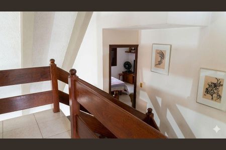 Casa à venda com 6 quartos, 400m² em Vila Lageado, São Paulo