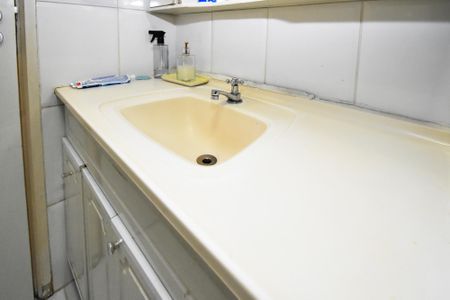 Apartamento à venda com 93m², 2 quartos e sem vagabanheiro 