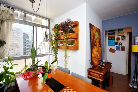 Apartamento à venda com 93m², 2 quartos e sem vagaSala de jantar