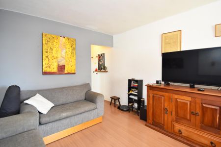 Apartamento à venda com 93m², 2 quartos e sem vagaSala de estar