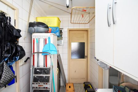 Apartamento à venda com 93m², 2 quartos e sem vagalavanderia