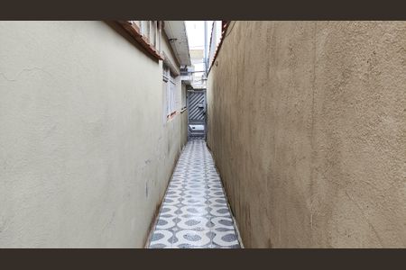 Casa para alugar com 45m², 1 quarto e sem vaga Casa para alugar com 45m², 1 quarto e sem vagaCorredor de entrada