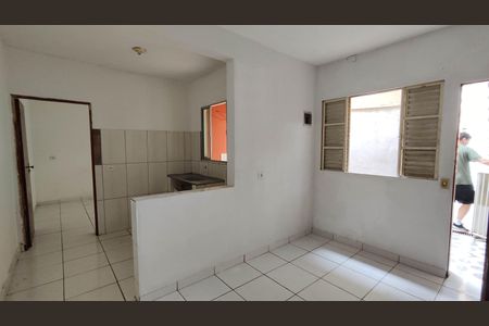 Sala de casa para alugar com 1 quarto, 45m² em Vila Correa, Ferraz de Vasconcelos
