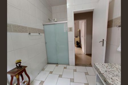 Casa à venda com 193m², 5 quartos e 2 vagasbanheiro 1