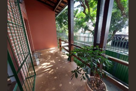 Casa à venda com 193m², 5 quartos e 2 vagasvaranda