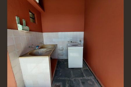 Casa à venda com 193m², 5 quartos e 2 vagasLavanderia