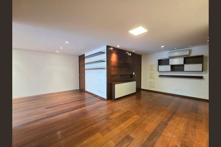 Apartamento para alugar com 121m², 3 quartos e 2 vagas Apartamento para alugar com 121m², 3 quartos e 2 vagasSala