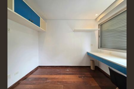 Apartamento para alugar com 121m², 3 quartos e 2 vagas Apartamento para alugar com 121m², 3 quartos e 2 vagasQuarto 2