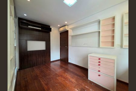 Apartamento para alugar com 121m², 3 quartos e 2 vagas Apartamento para alugar com 121m², 3 quartos e 2 vagasQuarto 1