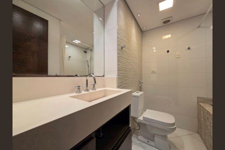 Apartamento para alugar com 121m², 3 quartos e 2 vagas Apartamento para alugar com 121m², 3 quartos e 2 vagasBanheiro Social