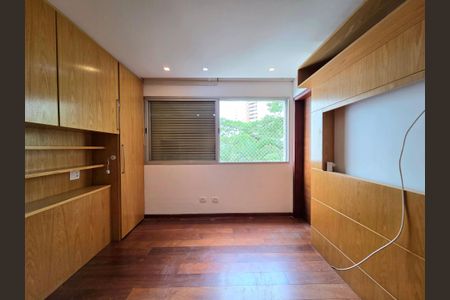 Apartamento para alugar com 121m², 3 quartos e 2 vagas Apartamento para alugar com 121m², 3 quartos e 2 vagasQuarto 3 (Suíte)
