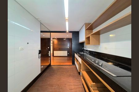 Apartamento para alugar com 121m², 3 quartos e 2 vagas Apartamento para alugar com 121m², 3 quartos e 2 vagasCozinha