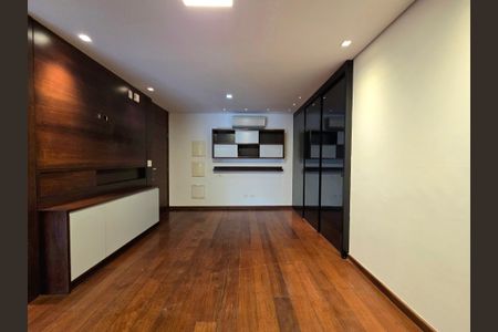 Apartamento para alugar com 121m², 3 quartos e 2 vagasSala