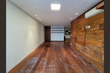 Apartamento para alugar com 121m², 3 quartos e 2 vagas Apartamento para alugar com 121m², 3 quartos e 2 vagasSala