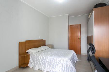 Casa à venda com 117m², 3 quartos e 2 vagasSuíte 