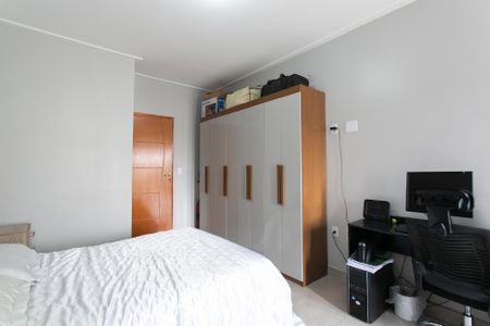 Casa à venda com 117m², 3 quartos e 2 vagasSuíte 