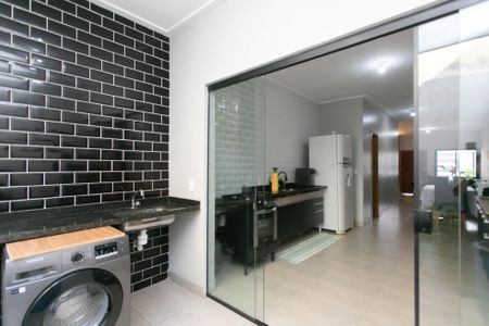 Casa à venda com 117m², 3 quartos e 2 vagasÁrea de Serviço 