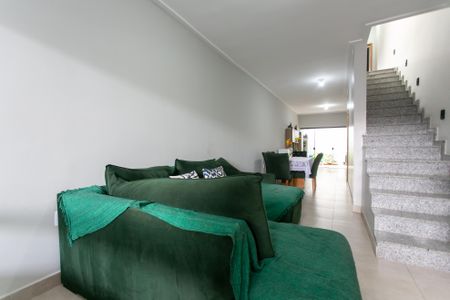 Casa à venda com 117m², 3 quartos e 2 vagasSala